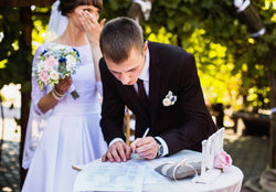 How to Write Inspiring Wedding Vows That Will Make Your Guests Cry